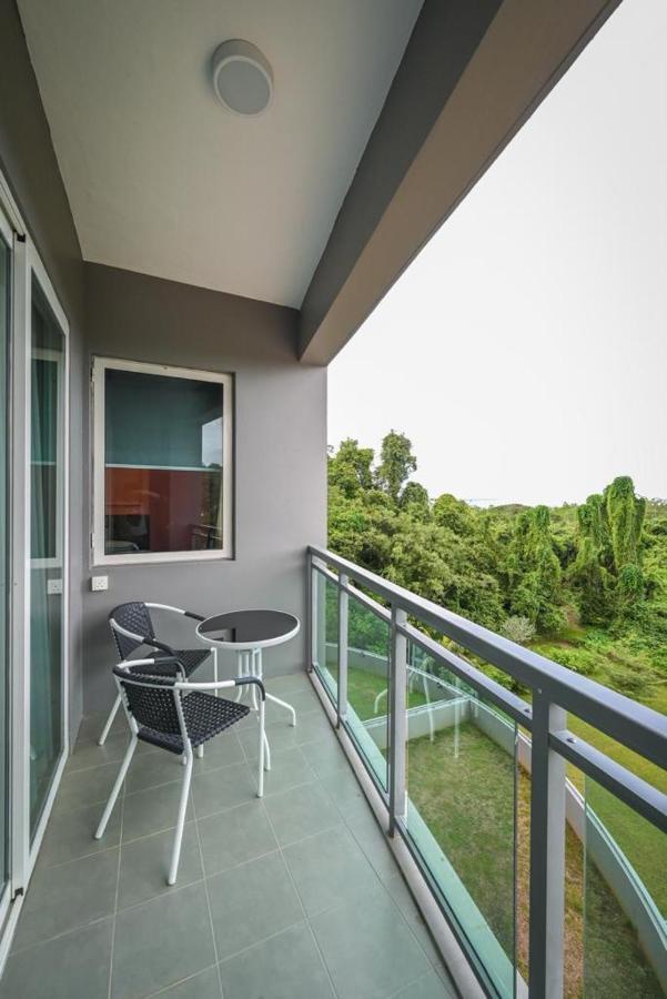 Santubong Suites Lower Level Kuching Eksteriør bilde